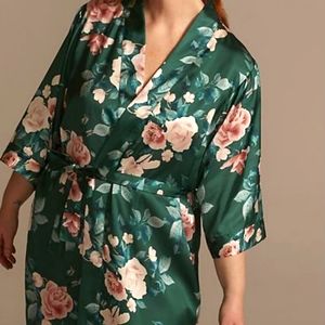 Satin bridesmaid robe (various sizes) NWT
